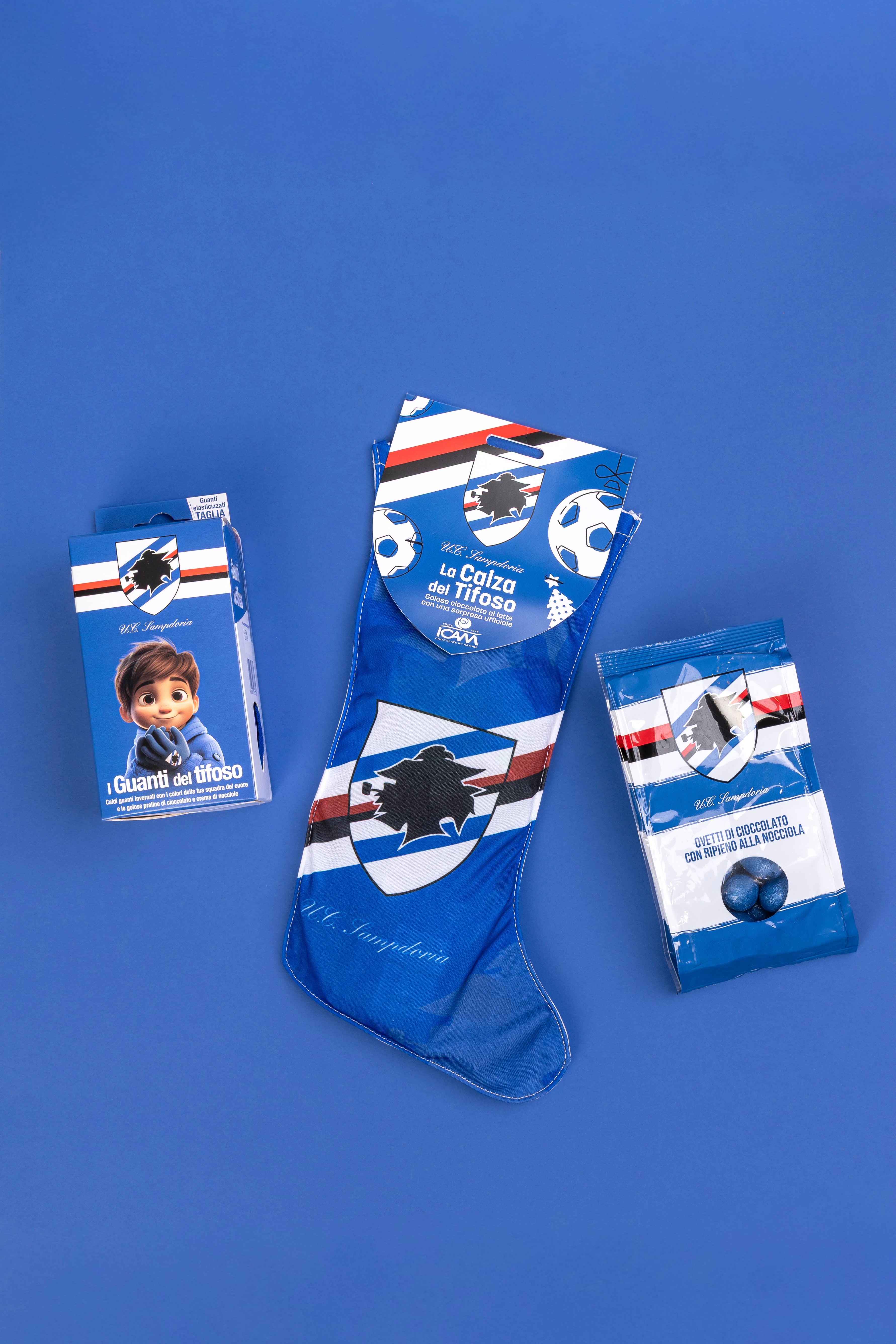 Il Kit del Tifoso Blucerchiato: Guanti, Ovetti e Calza della Befana Sampdoria