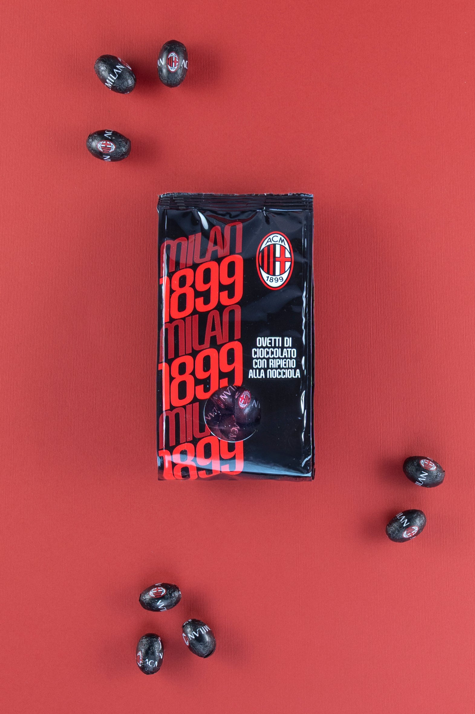 Ovetti A.C. Milan Ufficiali ICAM | Cioccolato al Latte e Crema Nocciola 130g
